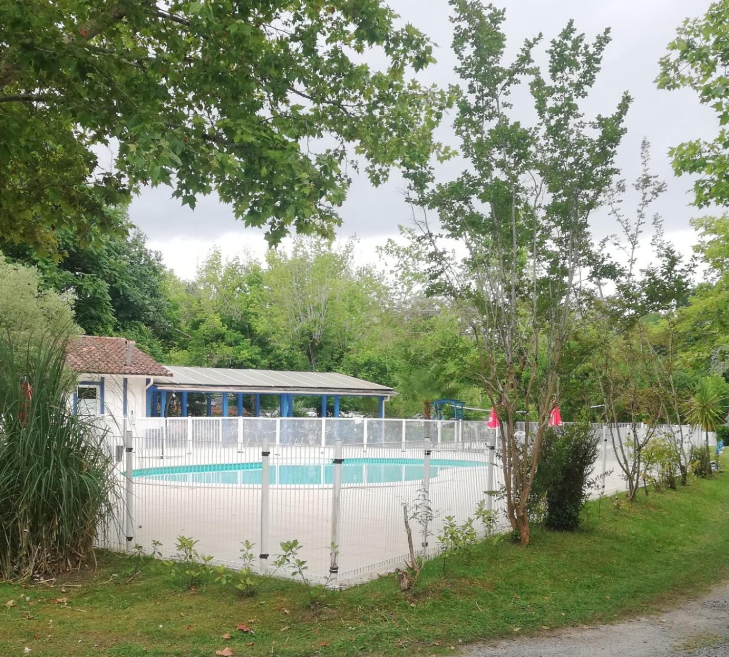 Petite Maison De Vacances Hotel Onesse-et-Laharie Luaran gambar